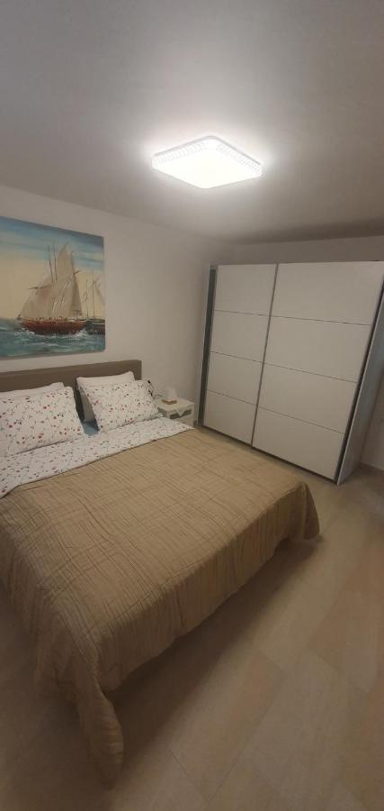 Apartamento Hause Lupic Rab Town Exterior foto