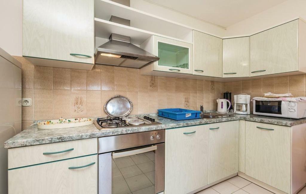 Apartamento Hause Lupic Rab Town Exterior foto