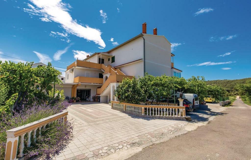 Apartamento Hause Lupic Rab Town Exterior foto